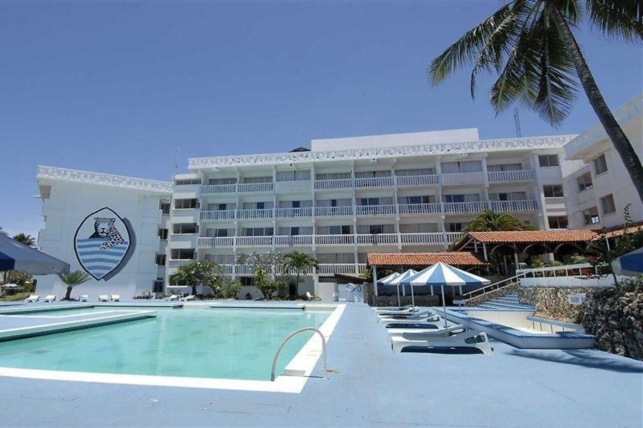 Mombasa Beach Hotel Ngoại thất bức ảnh