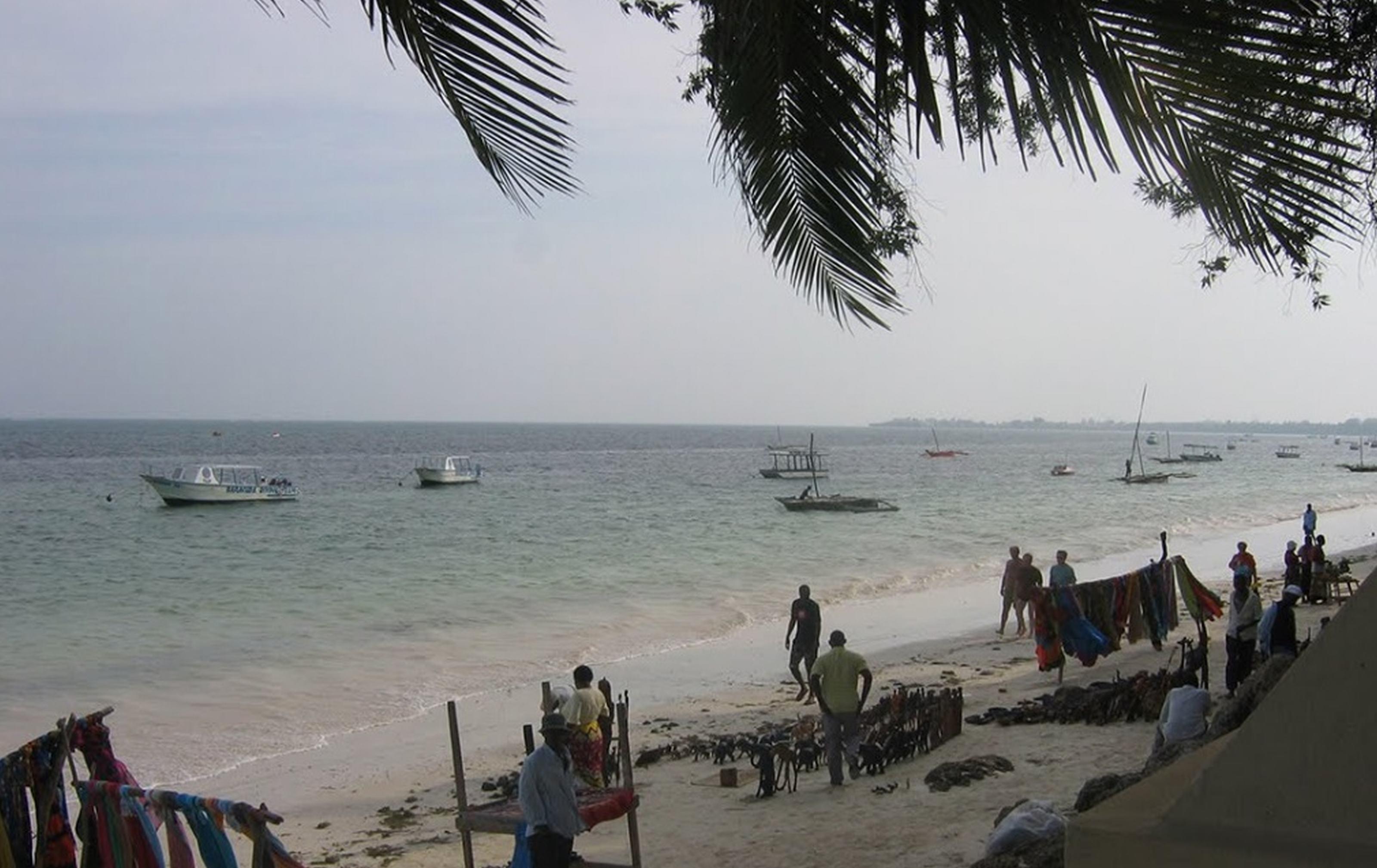 Mombasa Beach Hotel Ngoại thất bức ảnh