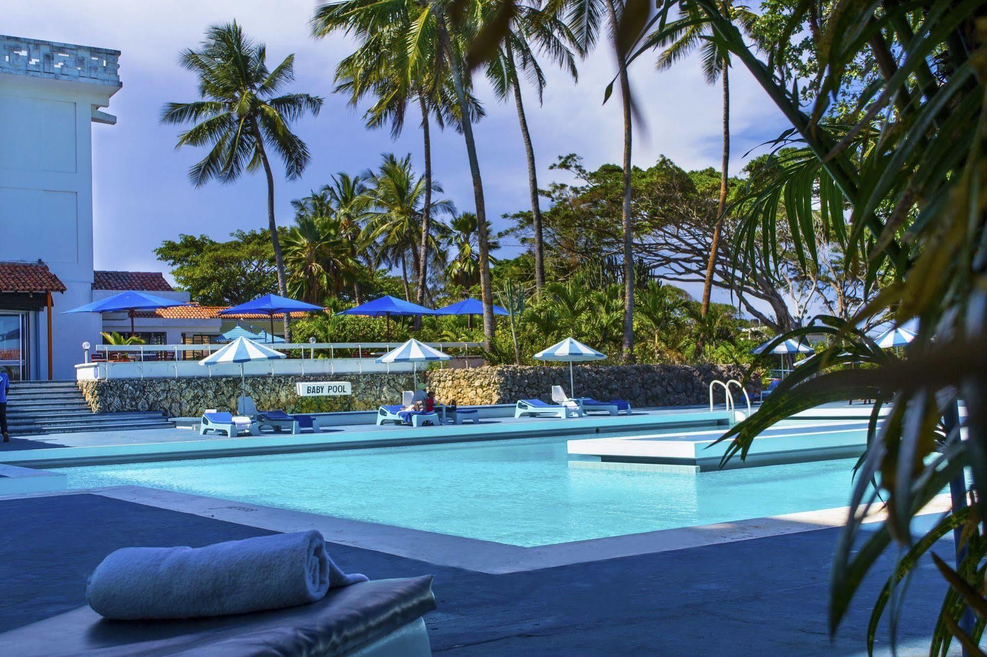 Mombasa Beach Hotel Ngoại thất bức ảnh